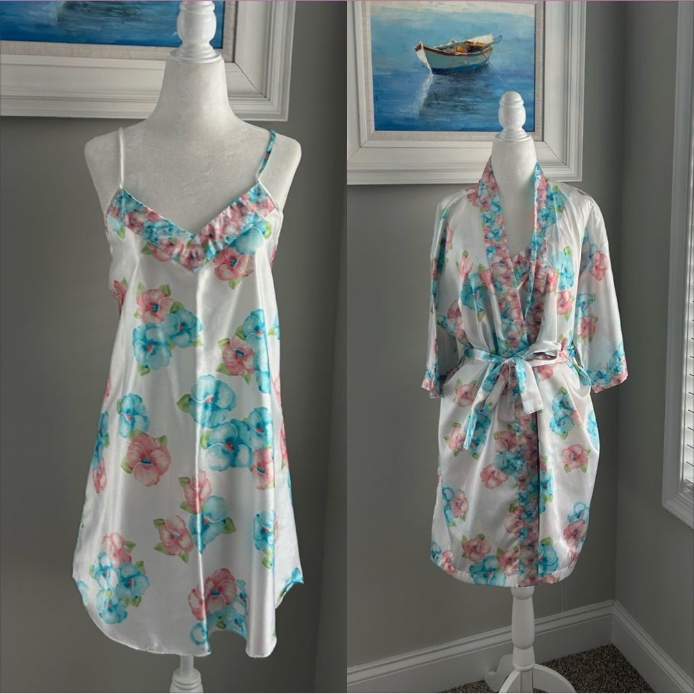 Vintage Secret Treasures Floral Sexy Slip Nightgown & Robe Set Small